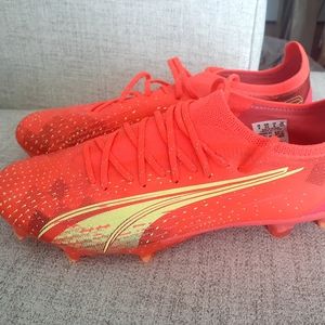 Puma Ultra Ultimate soccer cleats